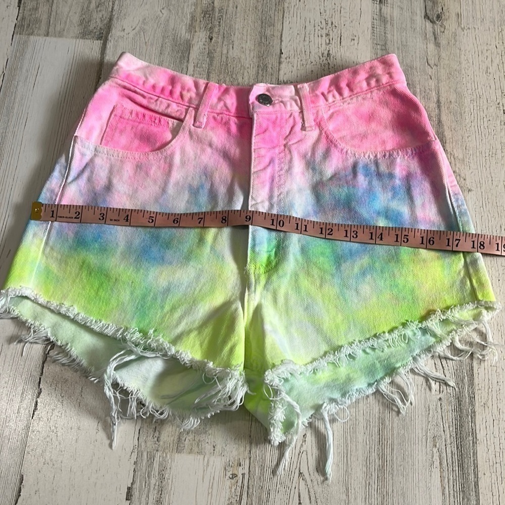 Vintage Guess tie dye hi rise shorts size 29 - Picture 7 of 10